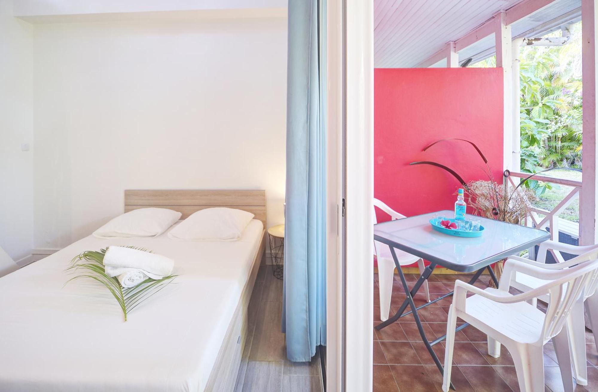 Résidence Ti'Kéol - Appartements avec terrasse 2 à 4 personnes, piscine Sainte-Anne Exterior foto