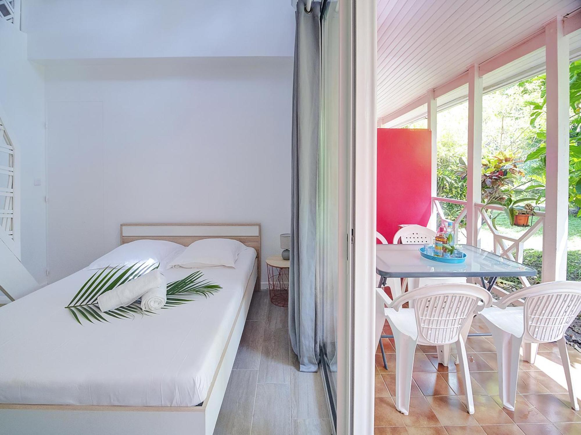 Résidence Ti'Kéol - Appartements avec terrasse 2 à 4 personnes, piscine Sainte-Anne Exterior foto